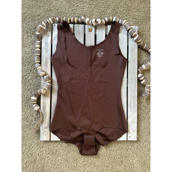 STRM LINE Shape Brown WYOB Bodysuit - Picture 2 of 10